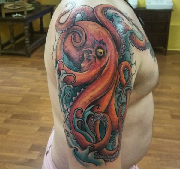 Orange Kraken Tattoo am Oberam