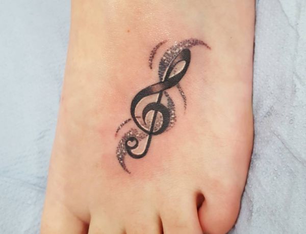 Musikinstrumente Fuß Tattoo