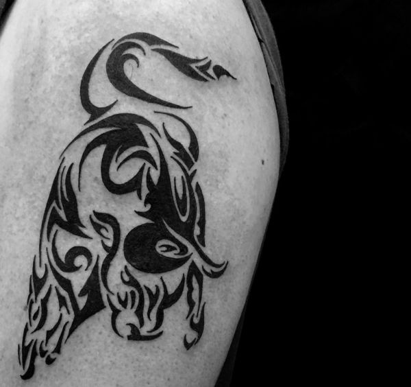 Tattoo frau stier sternzeichen Sternzeichen Tattoo