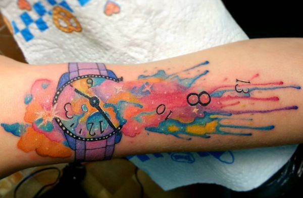 Wasserfarben Armbanduhr Tattoo Design