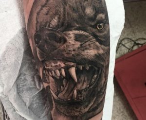 Realistisch Wolf Tattoo Design