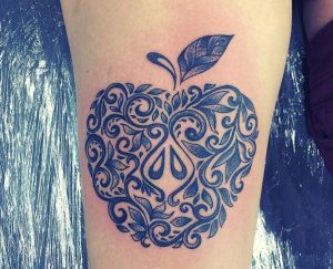 Tribal Apfel Tattoo Design