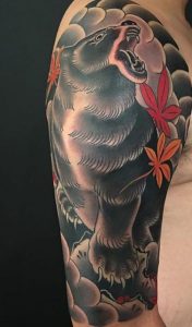 Grizzlybär Tattoo Design
