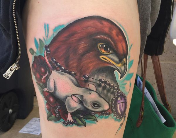 20 Wunderschöne Falken Tattoos – Sie gelten als Boten