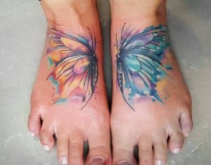 Wasserfarben Schmetterling Fuß Tattoo