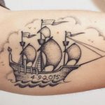 Schiff Tattoos und ihre Bedeutungen